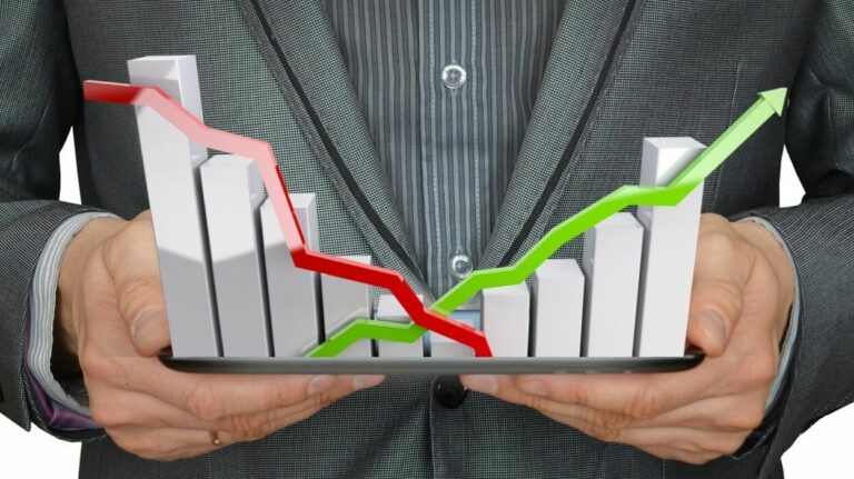 vydelavat-diky-tajnym-trikum-tisice-dolaru-denne-nudne-rady-jak-se-nespalit-v-investicich