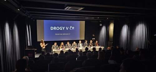 drogy-jsou-zkratky-prelomova-kampan-ceske-asociace-pojistoven-startuje