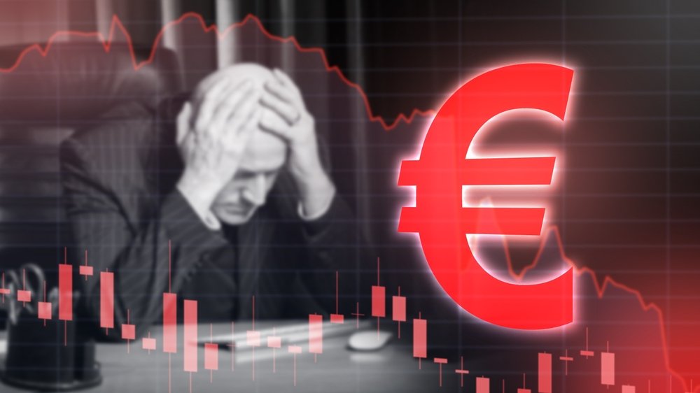 Eurozone,Crisis.,Man,Investor,Lost,Money.,Falling,Euro,Chart.,Investor